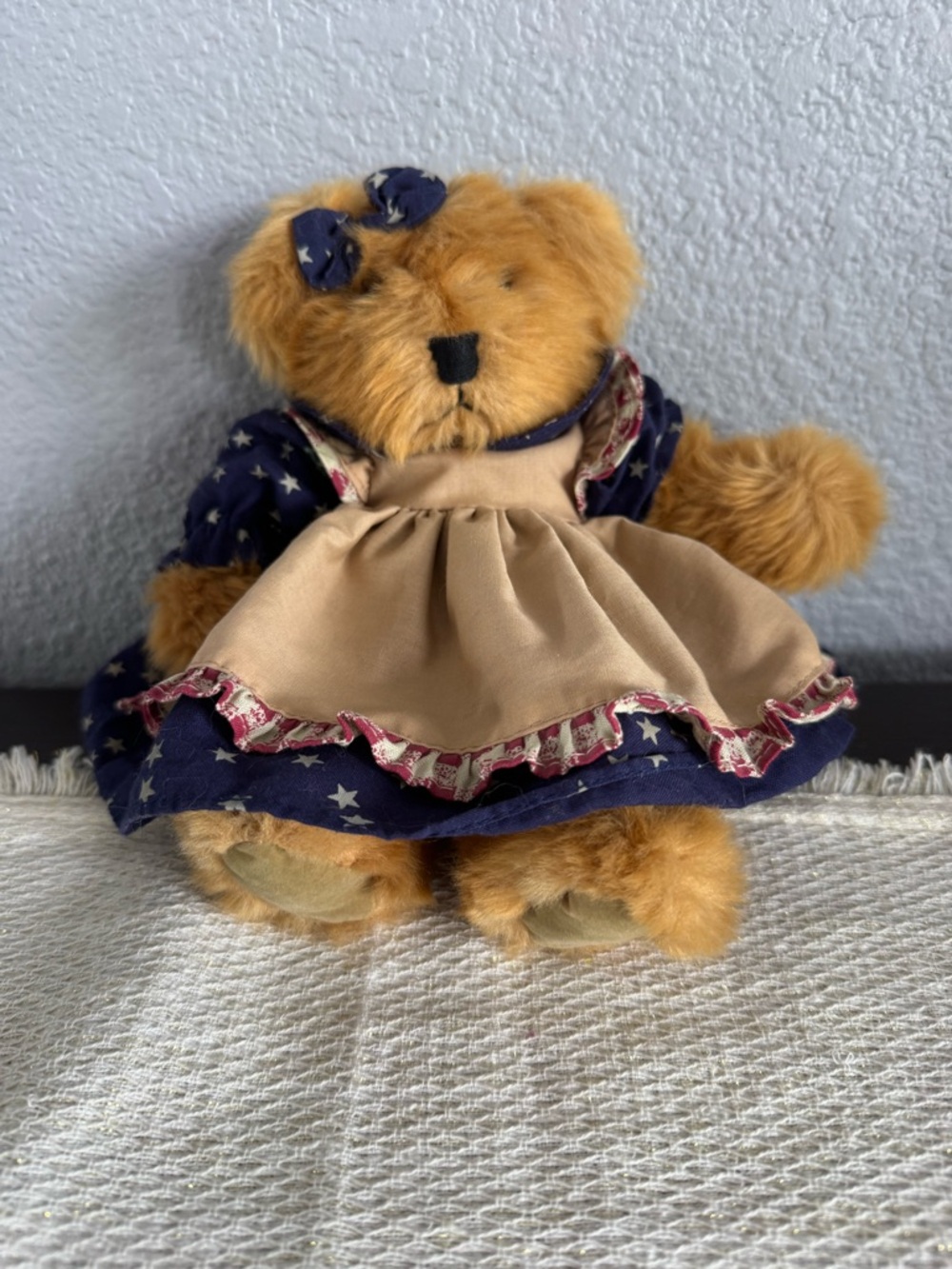 Vintage 1983 Russ Berrie Amelia Bear Patriotic Americana Plush 10" Item 1983